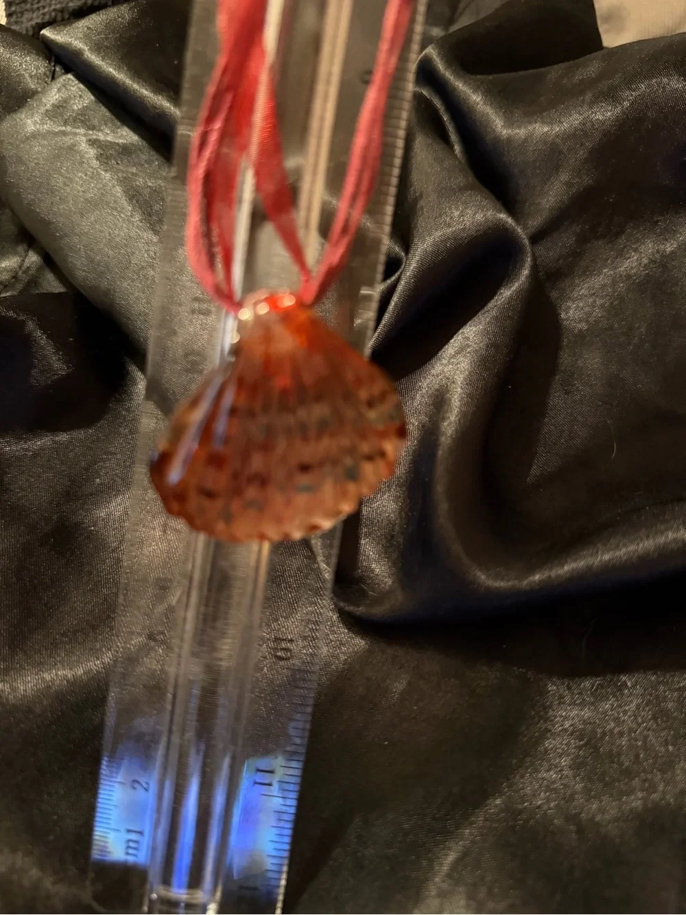 Handcrafted VTG Red Art Glass Shell Pendant Ribboned Necklace